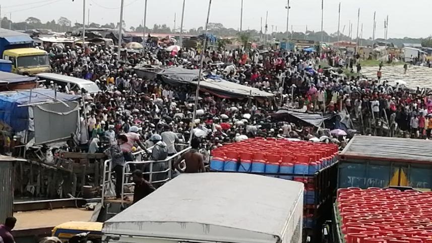 Madaripur ferry ghat pictur.jpg