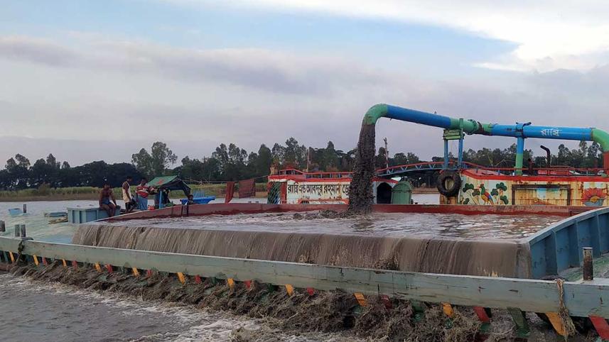 Manikganj-sand-extraction-main-photo.jpg