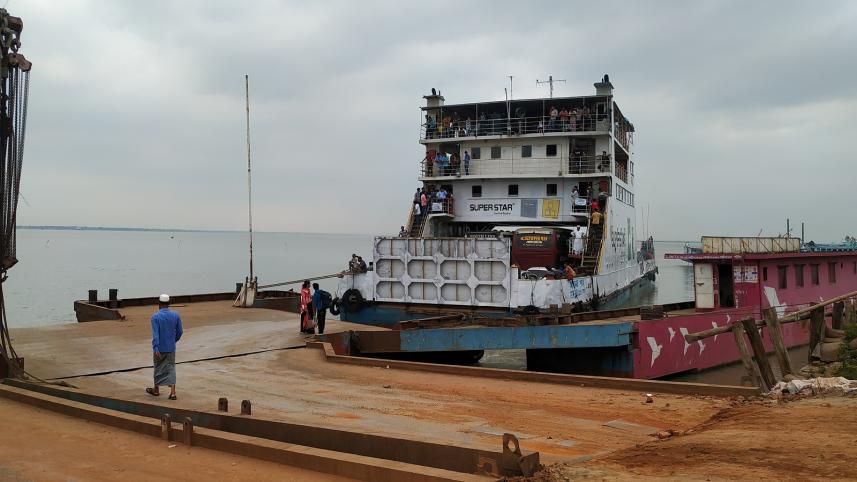 Manikganj Paturia ferry ghat-1.jpg
