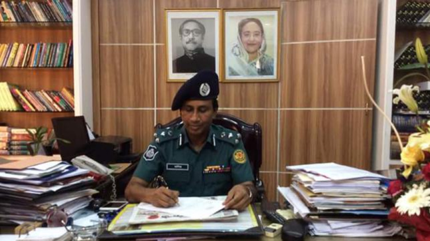 ঢাকা মেট্রোপলিটন পুলিশের (ডিএমপি) সন্ত্রাসবিরোধী ইউনিটের প্রধান মনিরুল ইসলাম 