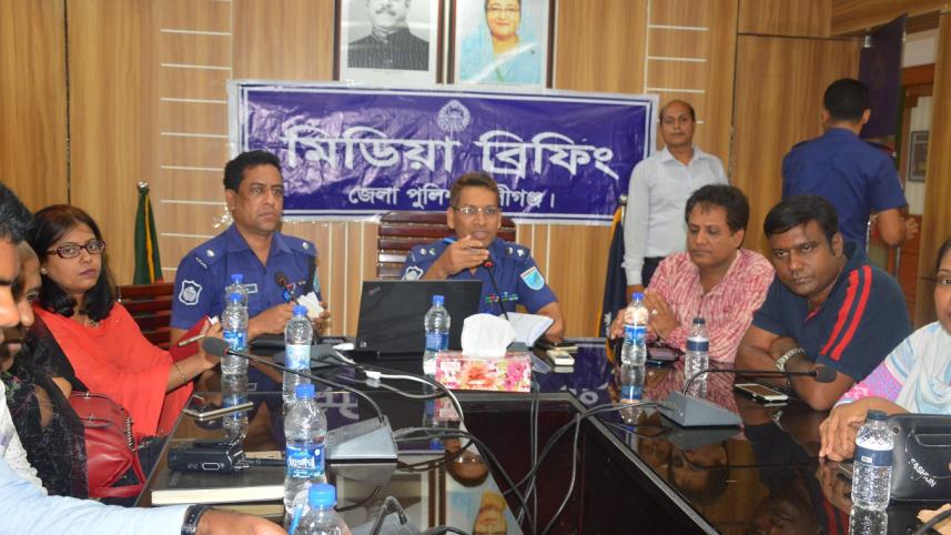 munshiganj-police-briefing.JPG