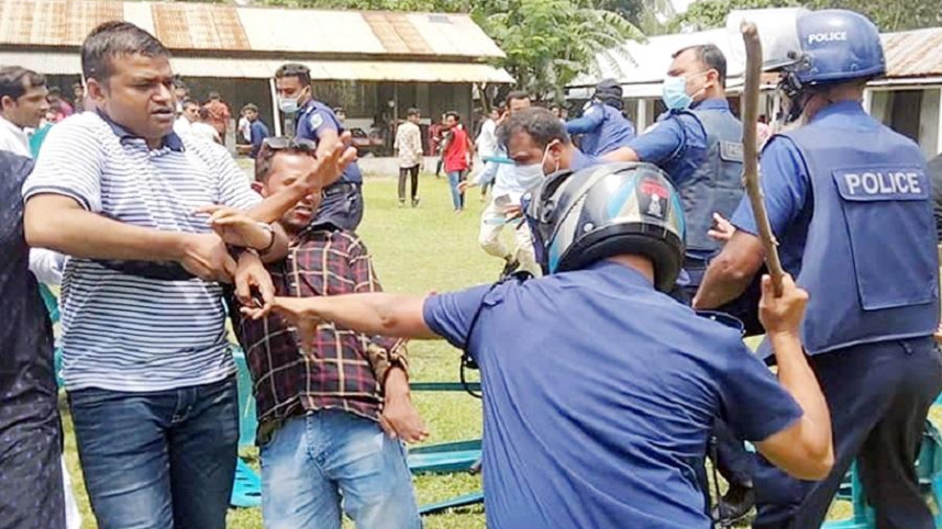 mymensingh_police_foils_jcd_rally-02.jpg