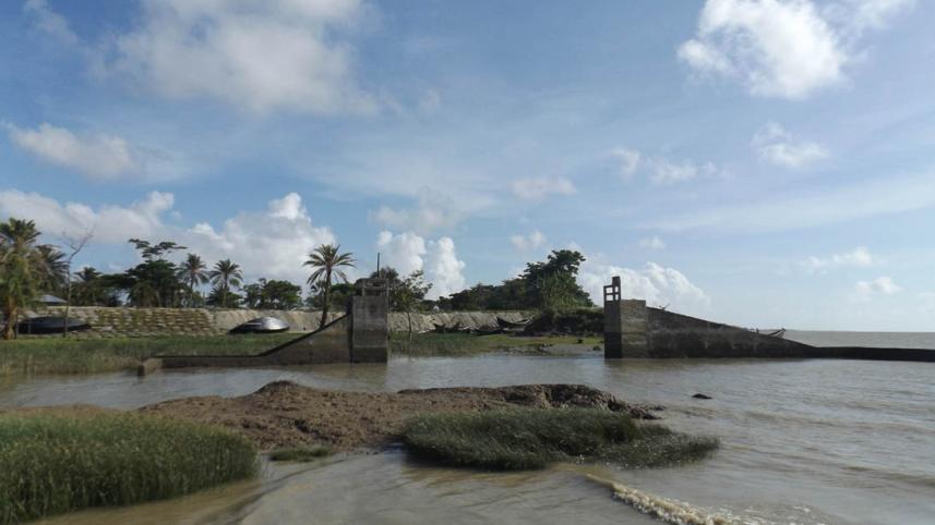 Patuakhali Sluice Gate