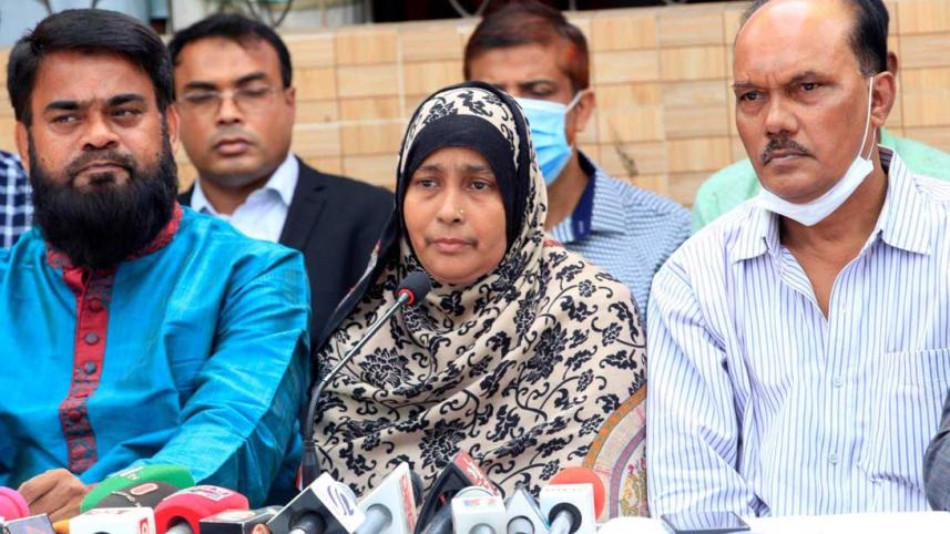 Raihan's-Mother_Sylhet_Star.jpg