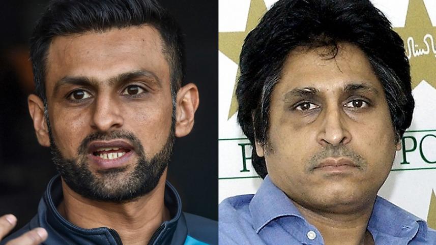 Ramiz-Raja-And-Shoaib-Malik.jpg