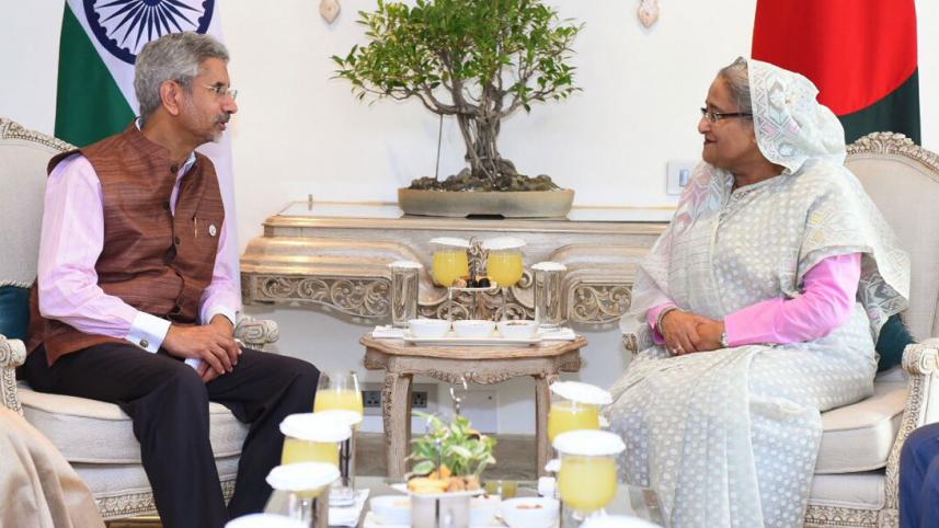 S-Jayshankar-and-Hasina-1.jpg