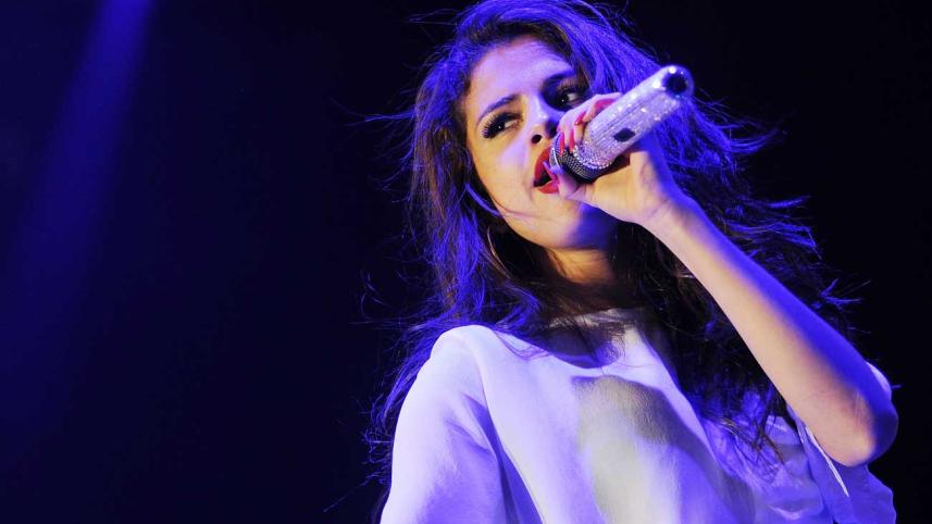 Selena-Gomez