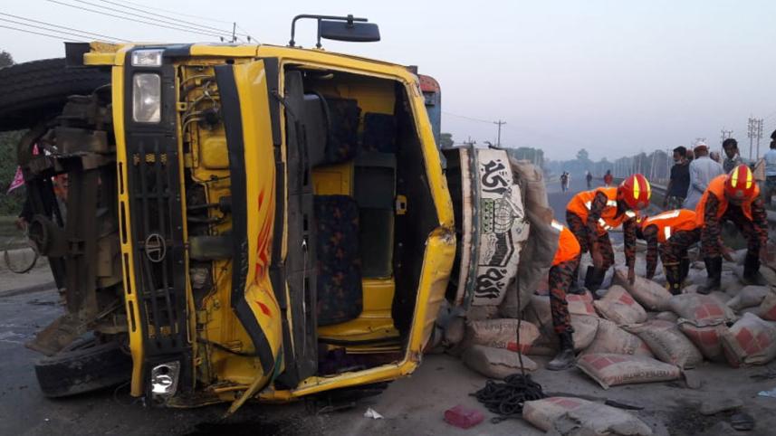 Tangail-Road-Accident