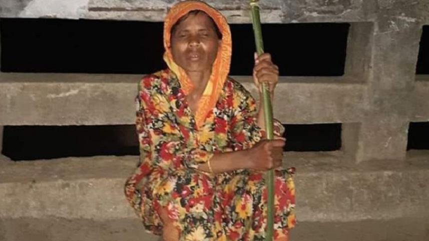 Tangail woman.jpg