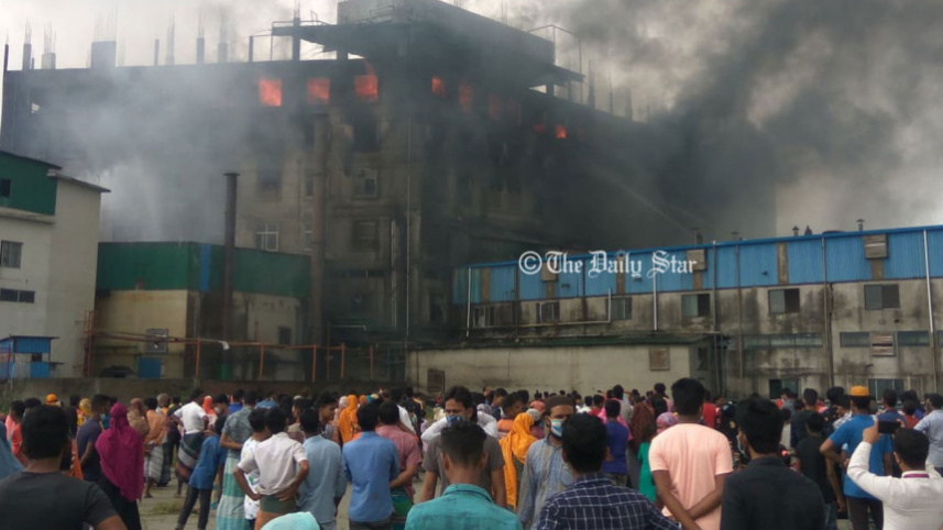 narayanganj_fire2_9july21_1.jpg