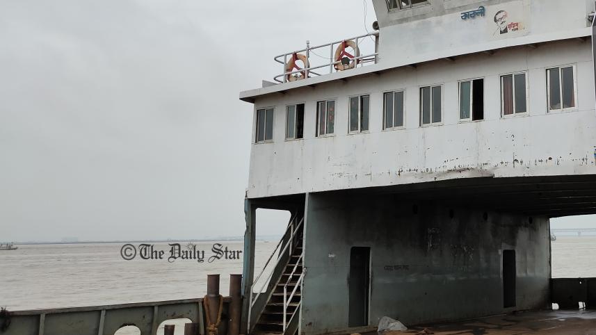 ferry.jpg