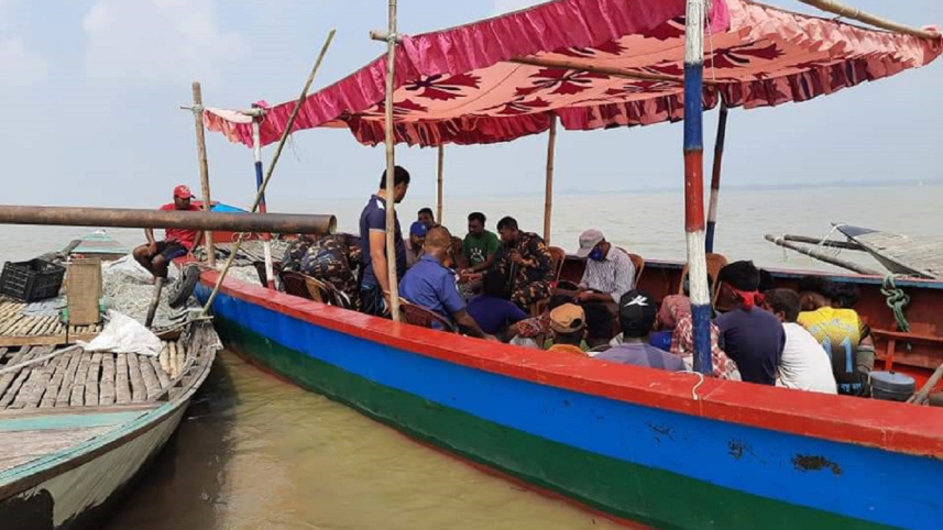 hilsha_fishing_ban.jpg