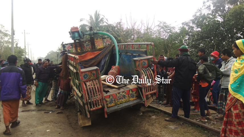 chapainawabganj_train_accident.jpg