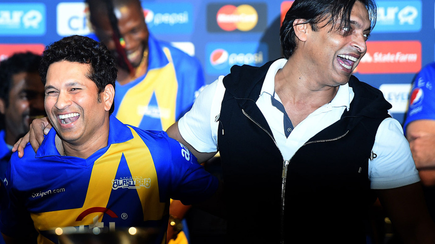 sachin_and_shoaib.jpg