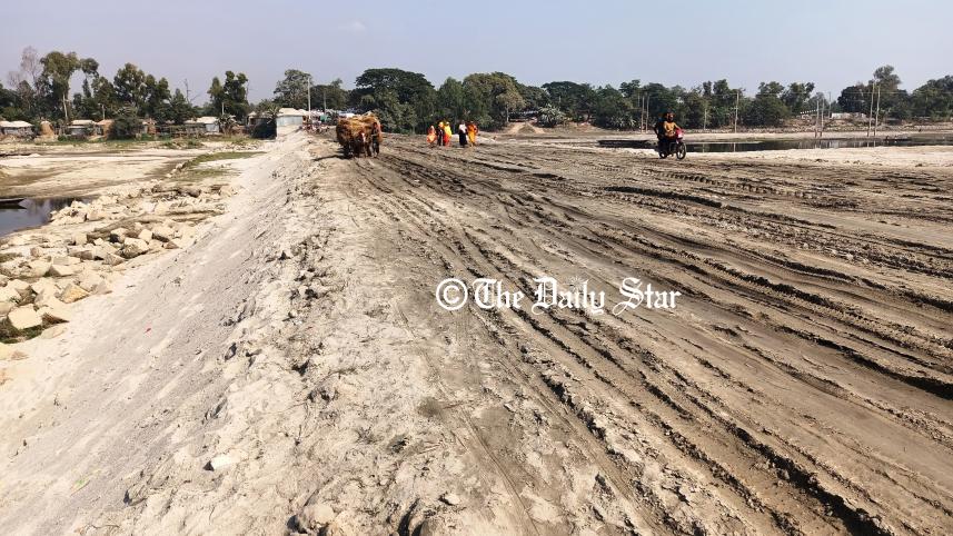 lalmonirhat_flood_bypass_road_1.jpg