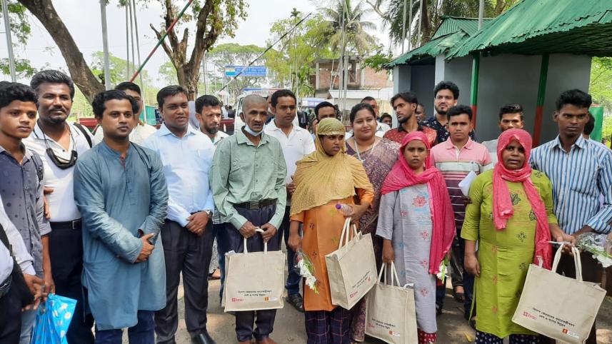 bangladeshi_return_home
