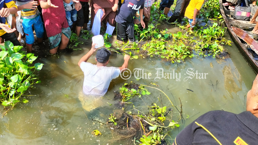 moulvibazar_flood_victims_2.jpg