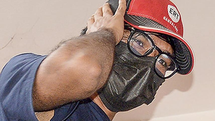 দিল্লি পুলিশ জুবায়েরকে গত ২৭ জুন ২০১৮ সালে সামাজিক যোগাযোগ মাধ্যম টুইটারে একটি ‘আপত্তিকর’ বার্তা পোস্ট করার অভিযোগে গ্রেপ্তার করে। ছবি: পিটিআই 