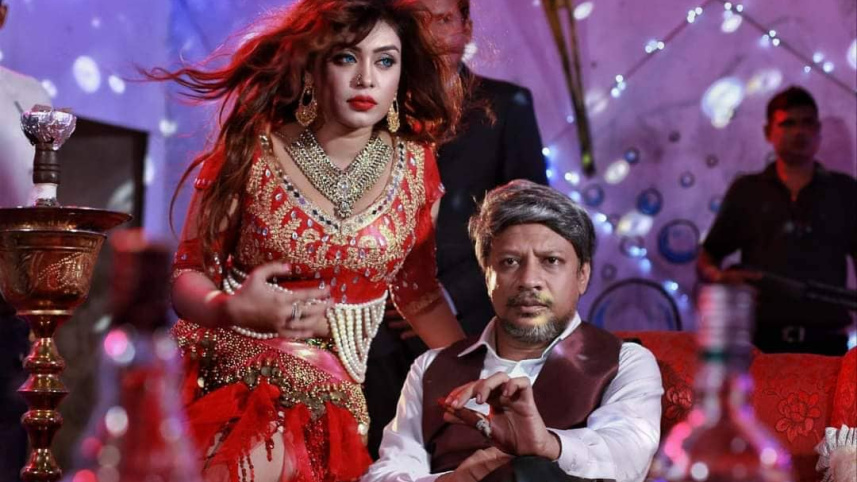 ময়মনসিংহে আমার দাদার পূরবী সিনেমা হল ছিল: ইন্তেখাব দিনার