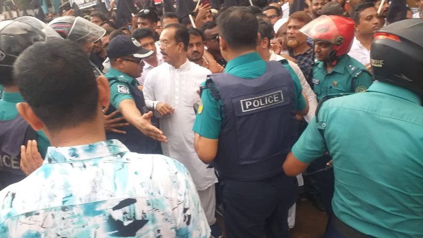 gazipur-3-_10_october_2022-_bnp_police_clash_at_jdp-1.jpg