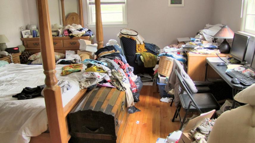 how-to-declutter-your-house-in-30-days.jpg