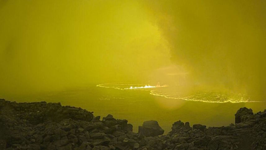 পৃথিবীর সর্ববৃহৎ সক্রিয় অগ্নিগিরি : ৪০ বছর পর অগ্ন্যুৎপাত