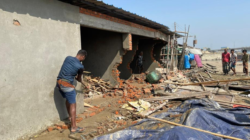 চট্টগ্রাম, কর্ণফুলী নদী, ভ্রাম্যমাণ আদালত,