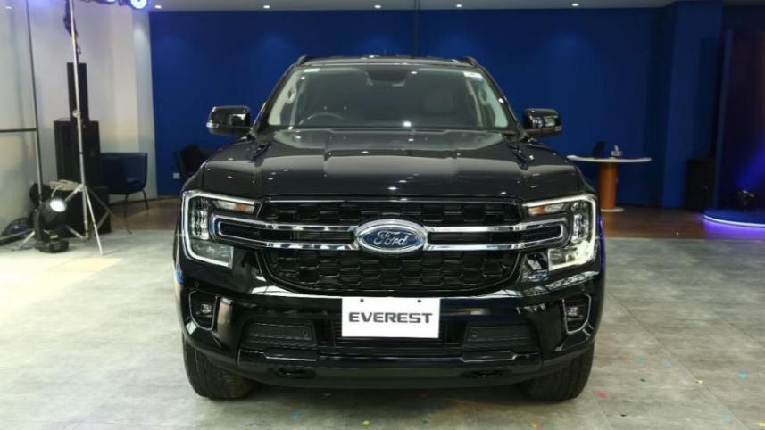 দেশের বাজারে ফোর্ডের লেটেস্ট মডেলের এসইউভি.jpg