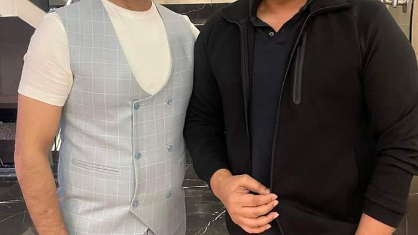 কলকাতায় ফেরদৌস ও প্রসেনজিতের ৭ বছর পর আড্ডা