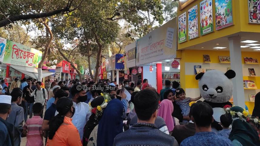 বইমেলা.jpg