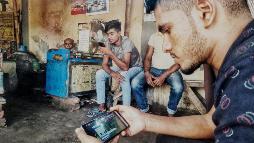 ইন্টারনেট ব্যবহার.jpg