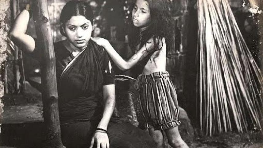 সারেং বউ ছবির দৃশ্যে কবরী। ছবি: সংগৃহীত