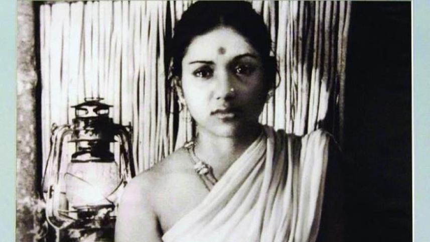 তিতাস একটি নদীর নাম ছবির দৃশ্যে কবরী। ছবি: সংগৃহীত