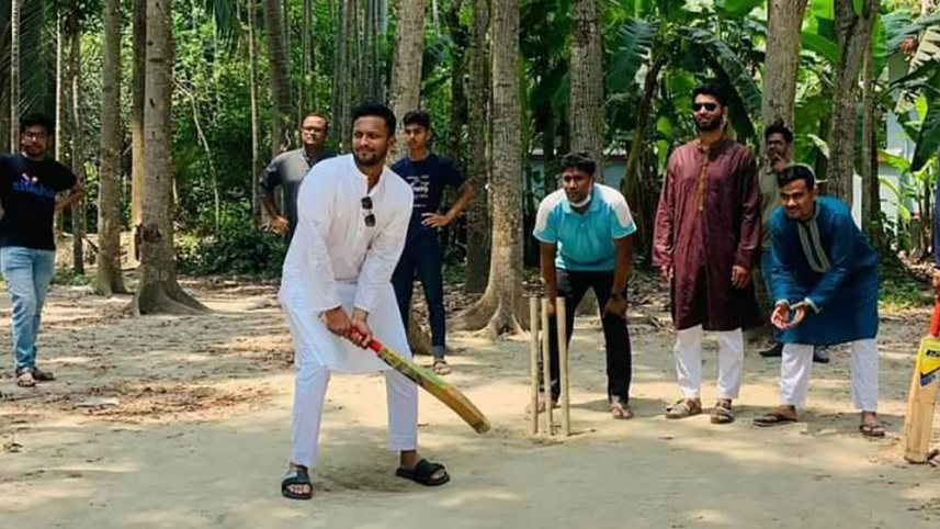 shakib.jpg