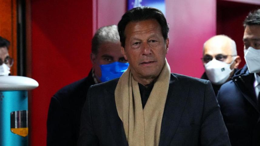 পাকিস্তানের সাবেক প্রধামন্ত্রী ইমরান খান। ফাইল ছবি: এএফপি