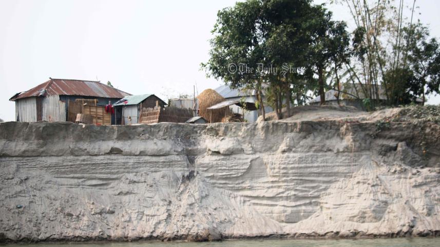 কুড়িগ্রামে ভাঙন-1.jpg