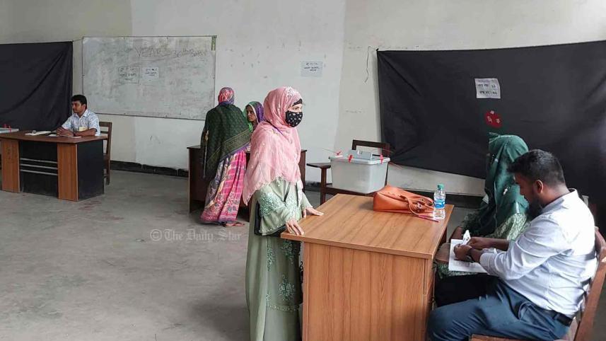 ঢাকা ১৭ আসন