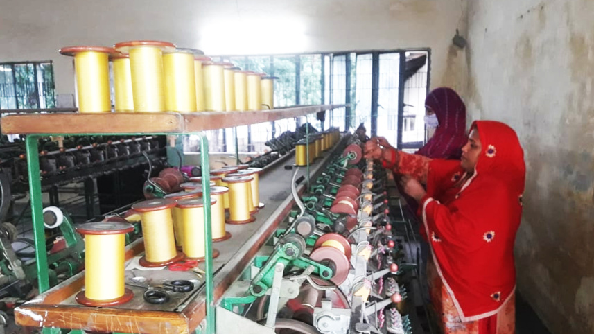 ২১ বছর পর আবার চালু হলো ঠাকুরগাঁও রেশম কারখানা