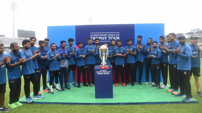 bangladesh_cricket_world_cup_trophy_2.jpg