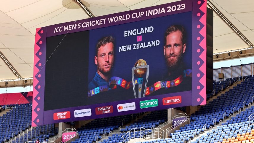 টস হেরে ব্যাটিংয়ে ইংল্যান্ড