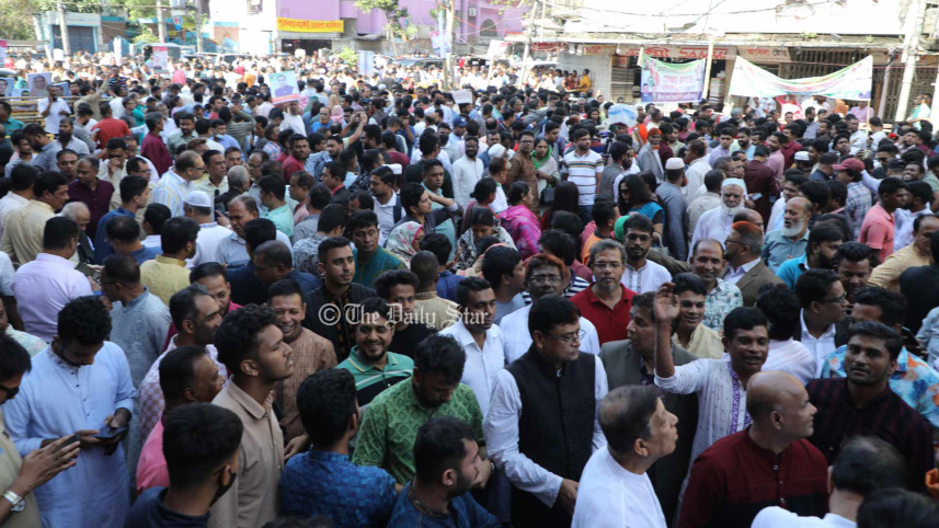 ২ ঘণ্টায় আওয়ামী লীগের ৩ শতাধিক মনোনয়ন ফরম বিক্রি