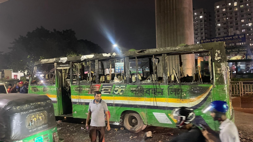 bus_fire_01.jpeg