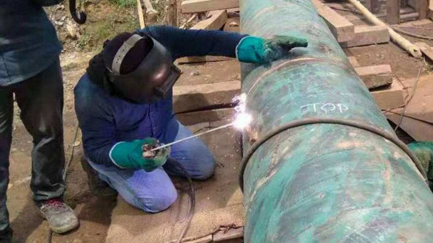 তেলের পাইপলাইন