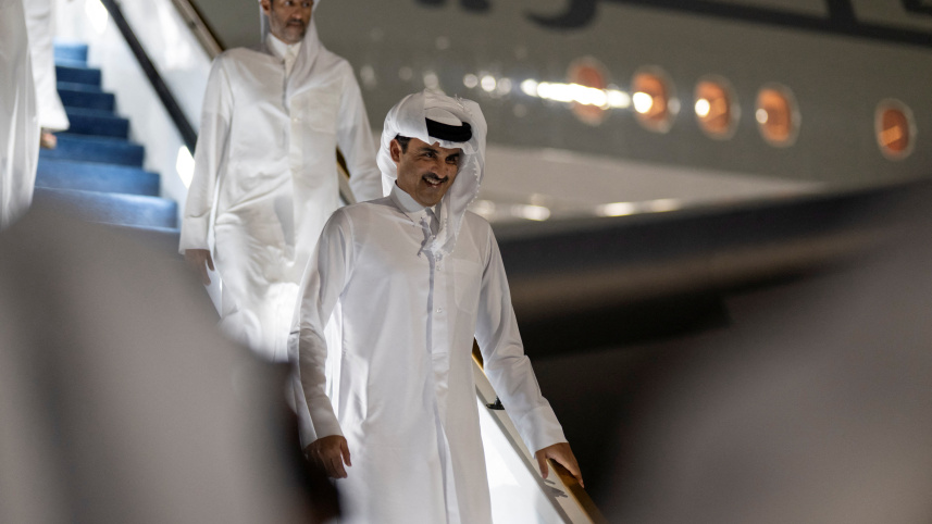 কাতারের আমির শেখ তামিম বিন হামাদ আল থানি সংযুক্ত আরব আমিরাতে বৈঠক করতে যান। ছবি: রয়টার্স 