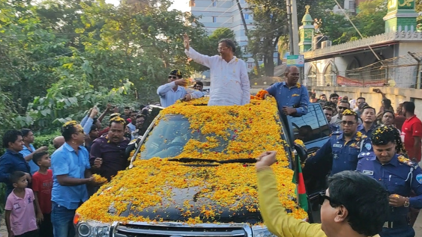 নির্বাচনী আচরণবিধি ভাঙলেন আইনমন্ত্রী