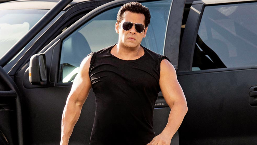 স্বরূপে ফিরবেন সালমান: জন্মদিনে বলিউড বিশ্লেষকদের প্রত্যাশা