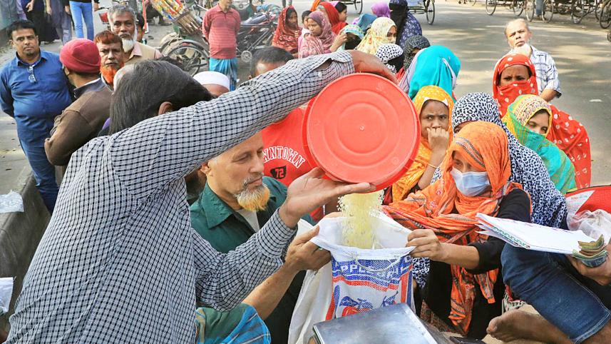 খাদ্যপণ্য, মূল্যস্ফীতি, টিসিবি, বাংলাদেশের অর্থনৈতিক সংকট, বাংলাদেশের অর্থনীতি,