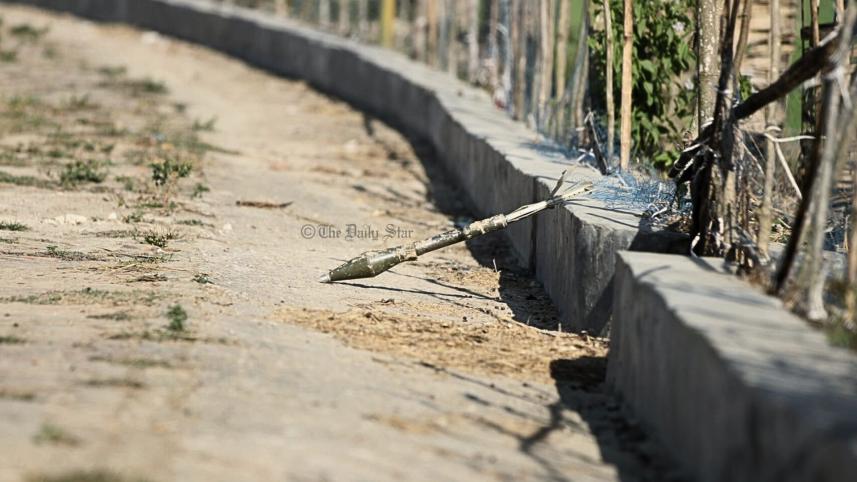 অবিস্ফোরিত বোমা.jpg