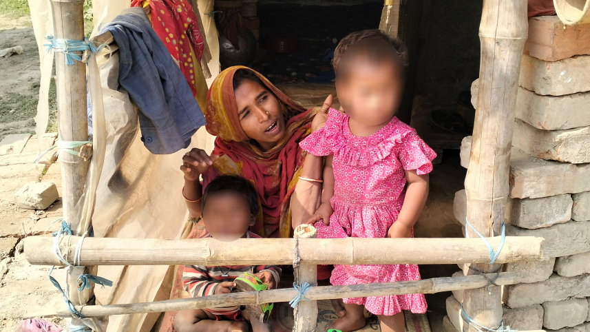 manikganj_woman_and_daughter_deprived_of_education-3.jpg