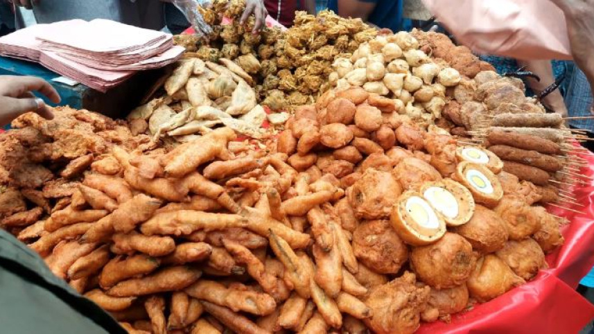 বড় বাপের পোলায় খায় 